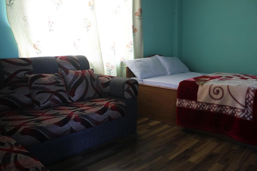 Bickey'S Homestay Pokhara Exterior photo