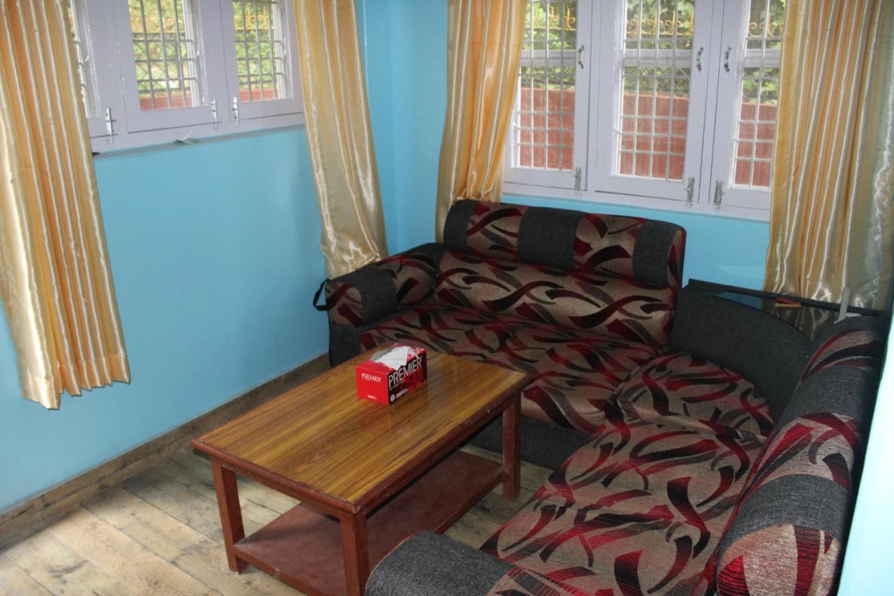 Bickey'S Homestay Pokhara Exterior photo