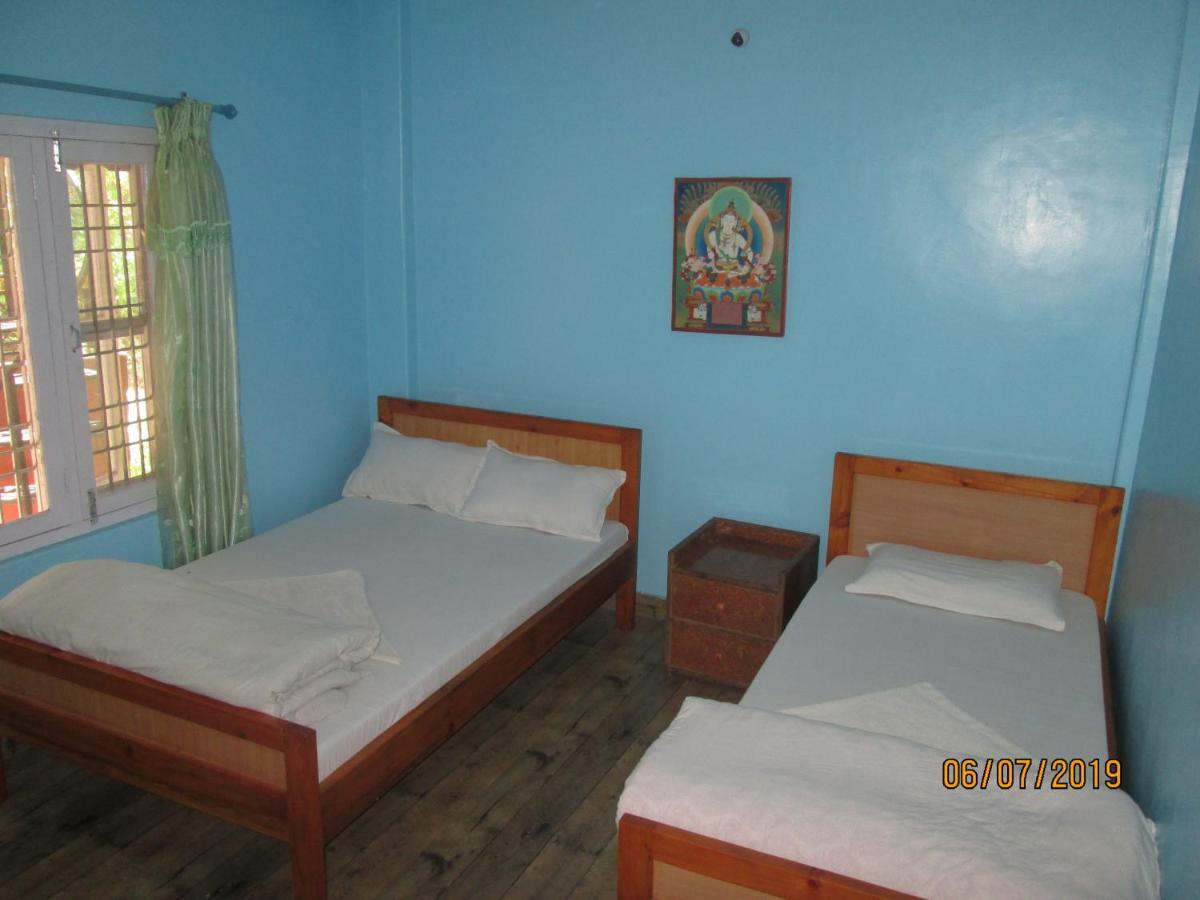Bickey'S Homestay Pokhara Exterior photo